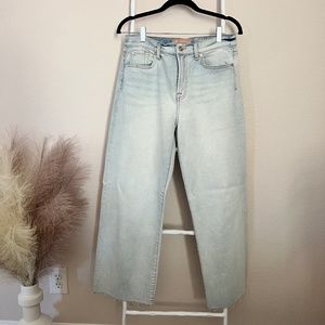 7 For All Mankind Luxe Vintage Cropped Alexa Lightwash Jeans 30